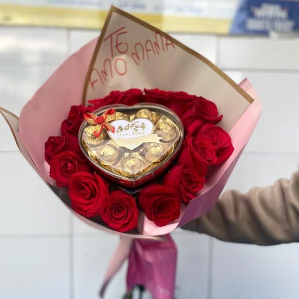 Bouquet corazón rosas