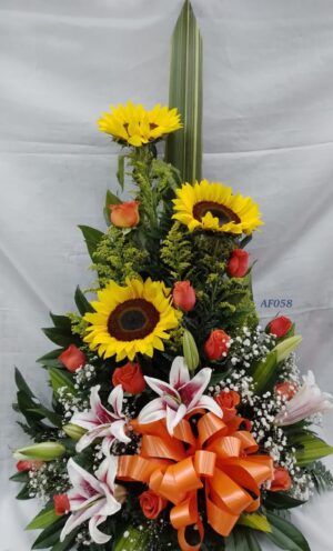 Arreglo floral rosas naranjas