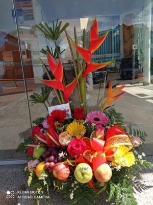 Arreglo fiesta tropical