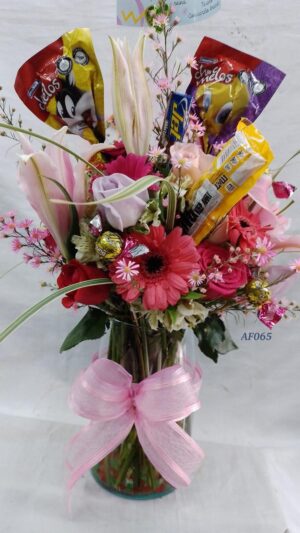 Florero de vidrio variedad de flores