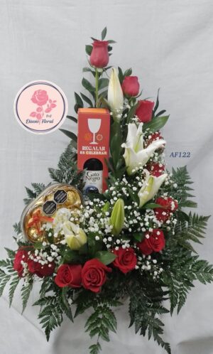 Arreglo floral vino y chocolates