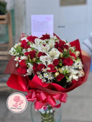 Bouquet rosas y astromelias