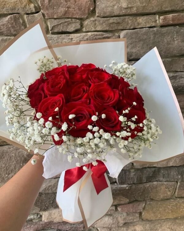 Bouquet rosas y yitsu