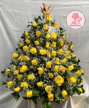 Arreglo dorado x 60 rosas